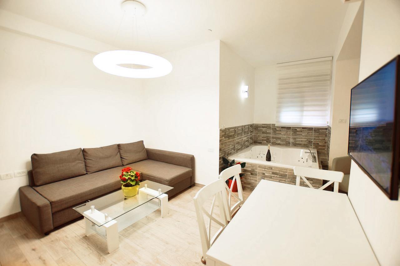 Rothschild 1929 Luxury Apartments Hotel Haifa Luaran gambar