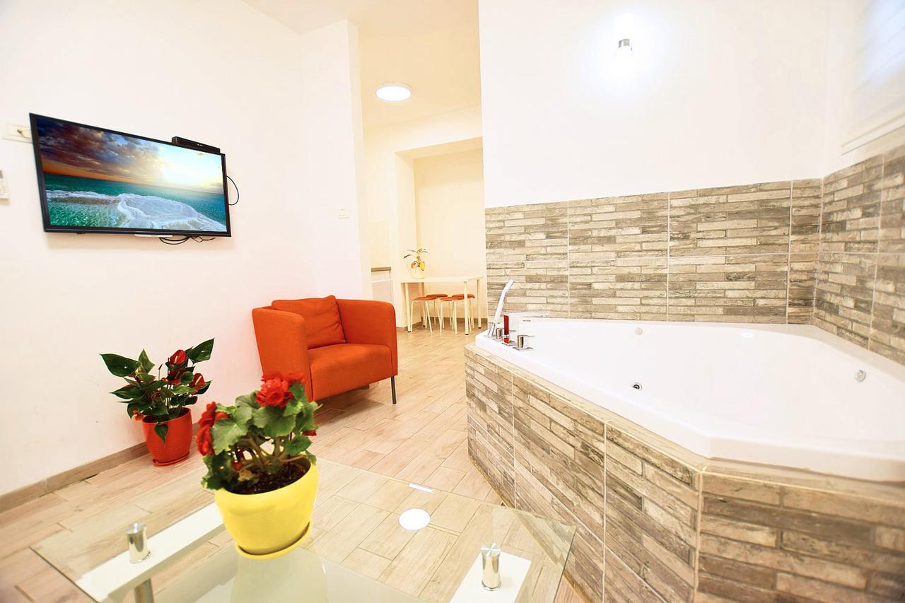 Rothschild 1929 Luxury Apartments Hotel Haifa Luaran gambar